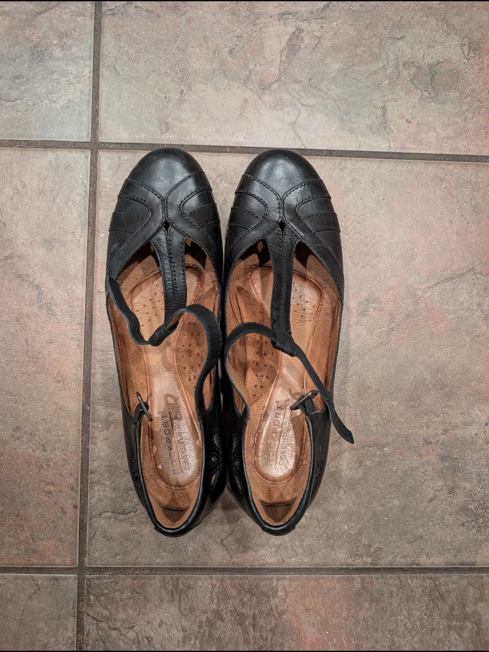Clarks Black Leather T-Strap Low Heels